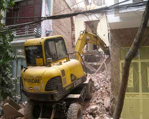 Dịch vụ phá dỡ nhà ở cũ, hư hỏng tại Quận Tân Bình