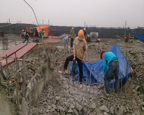 Dịch vụ phá dỡ công trình tại quận Bình Tân